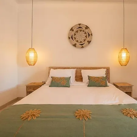 Villa James Seminyak Exterior photo