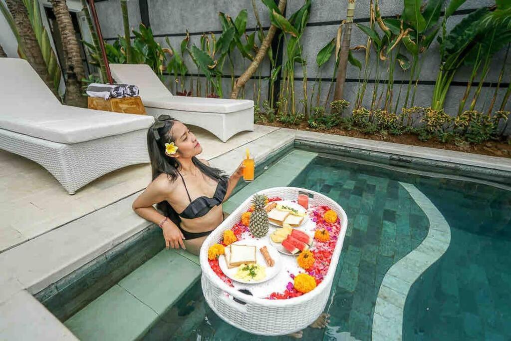 Villa Villa James Seminyak *
